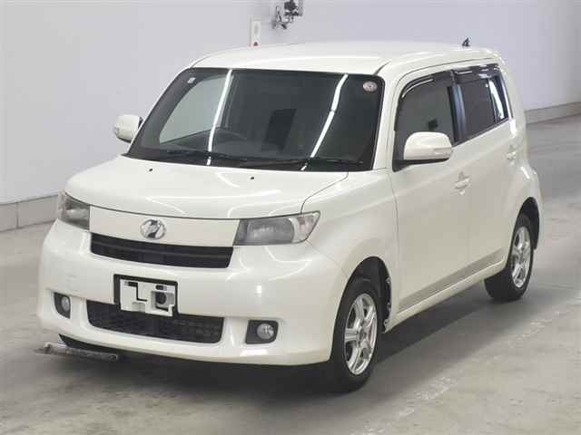 TOYOTA BB