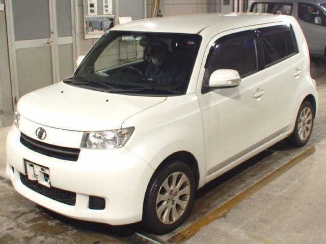 TOYOTA BB