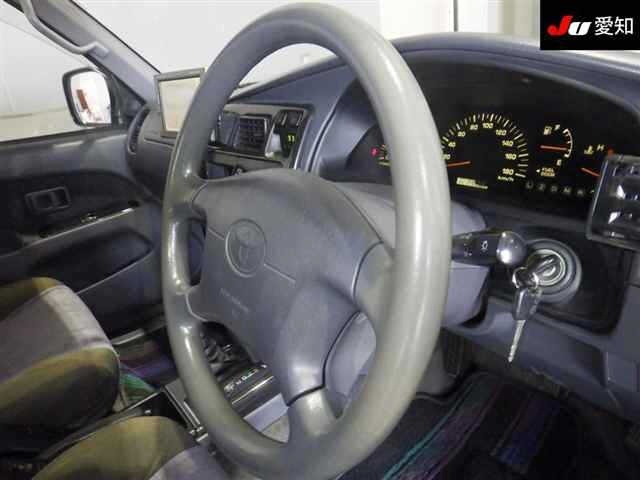 TOYOTA HILUX SURF