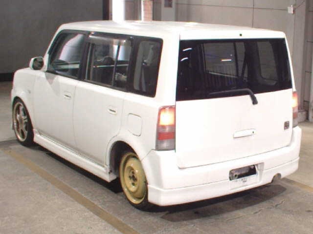 TOYOTA BB