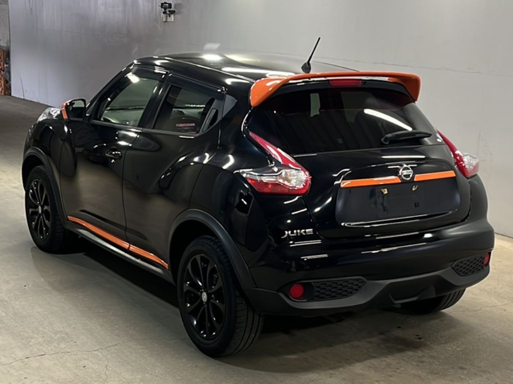 NISSAN JUKE