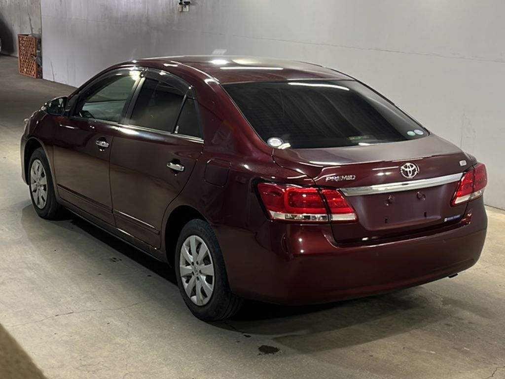 TOYOTA PREMIO