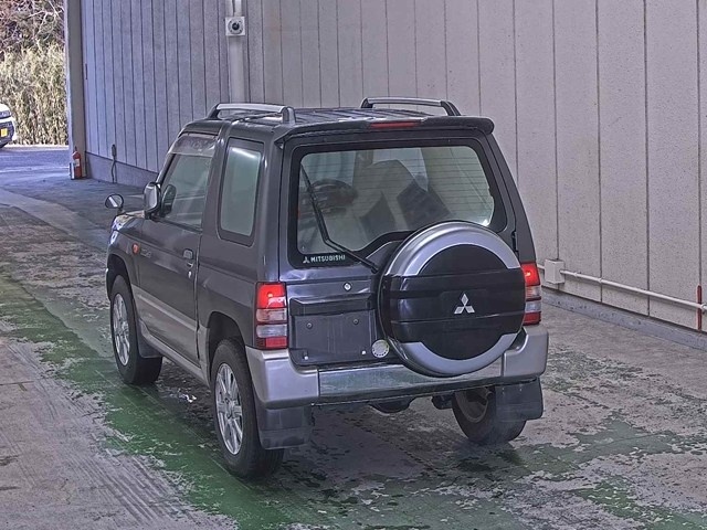 MITSUBISHI PAJERO MINI