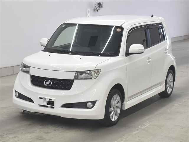 TOYOTA BB