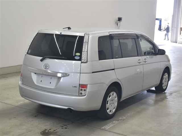 TOYOTA ISIS