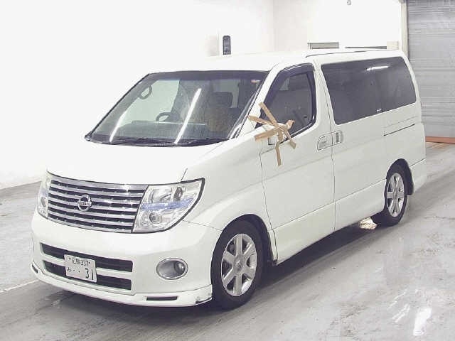 NISSAN ELGRAND