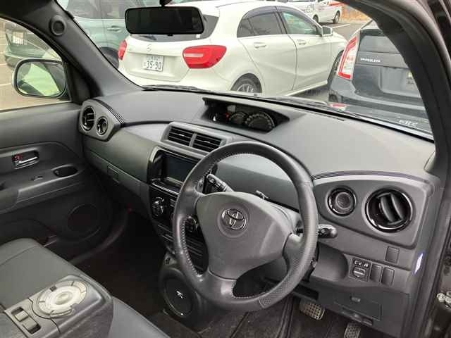 TOYOTA BB
