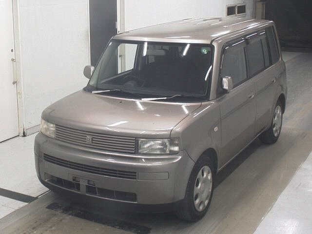 TOYOTA BB