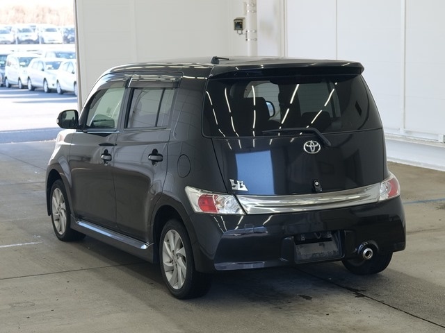 TOYOTA BB