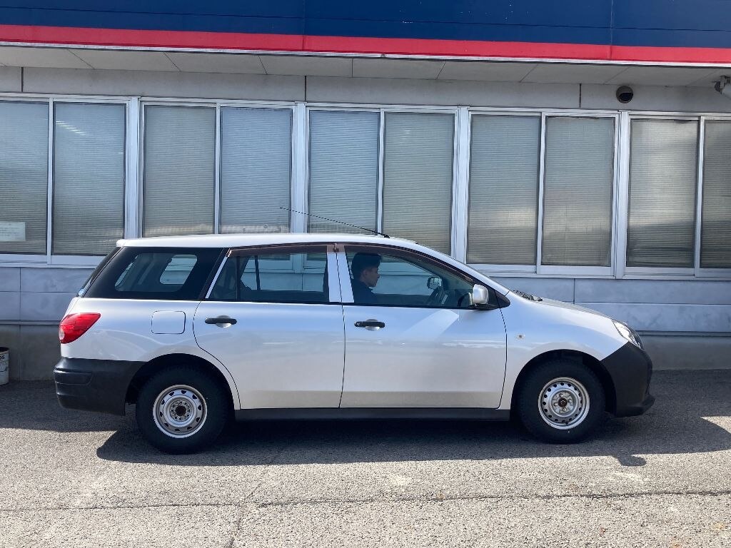 NISSAN AD