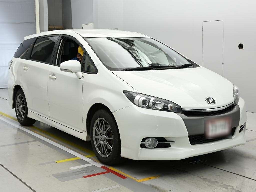 TOYOTA WISH