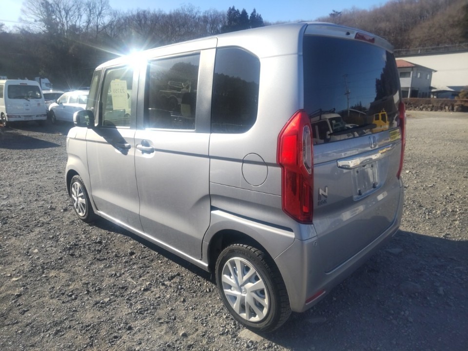 HONDA N-BOX