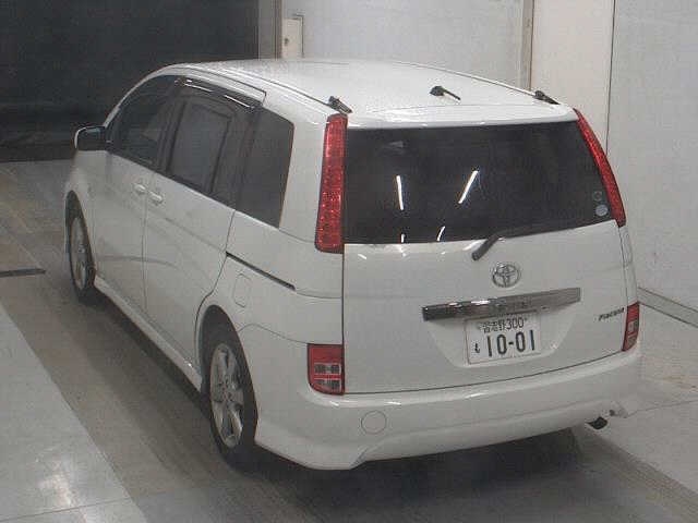 TOYOTA ISIS