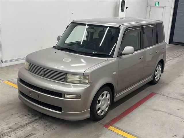 TOYOTA BB