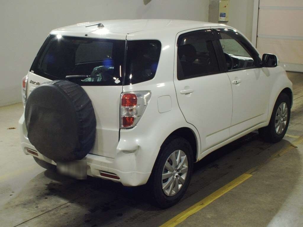 TOYOTA RUSH