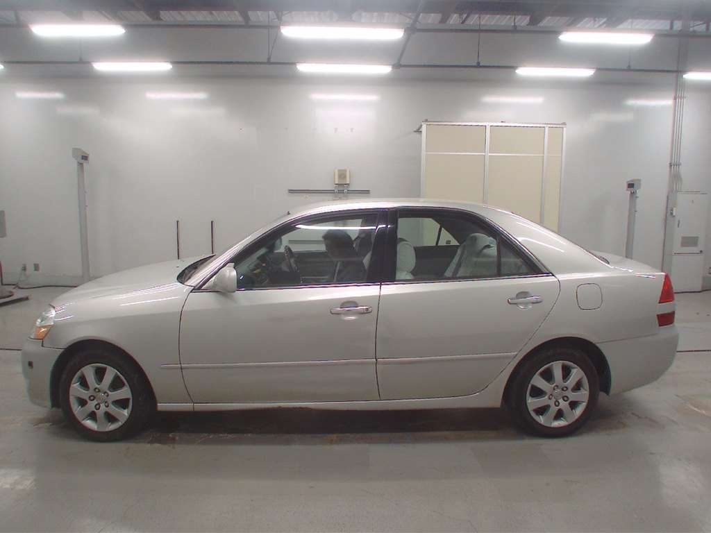 TOYOTA MARK II