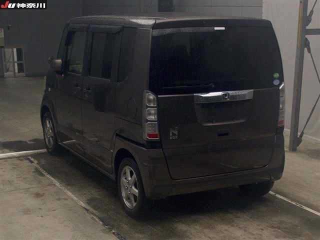 HONDA N-BOX