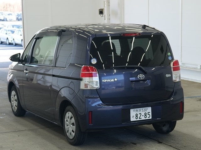 TOYOTA SPADE