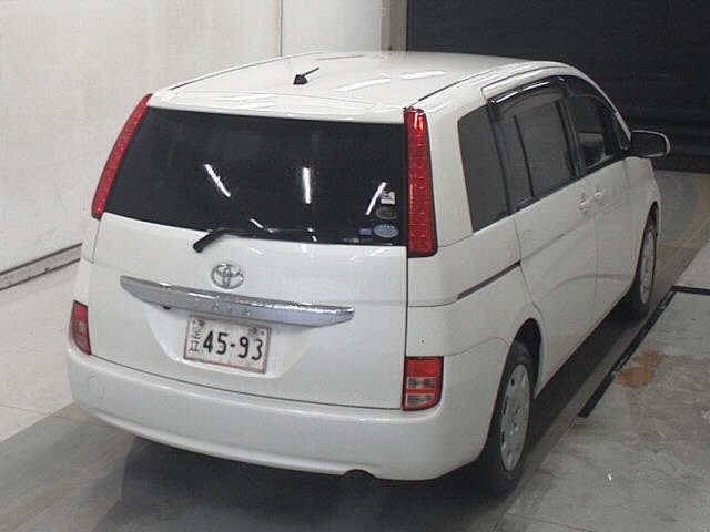 TOYOTA ISIS