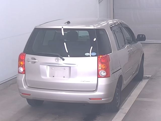 TOYOTA RAUM