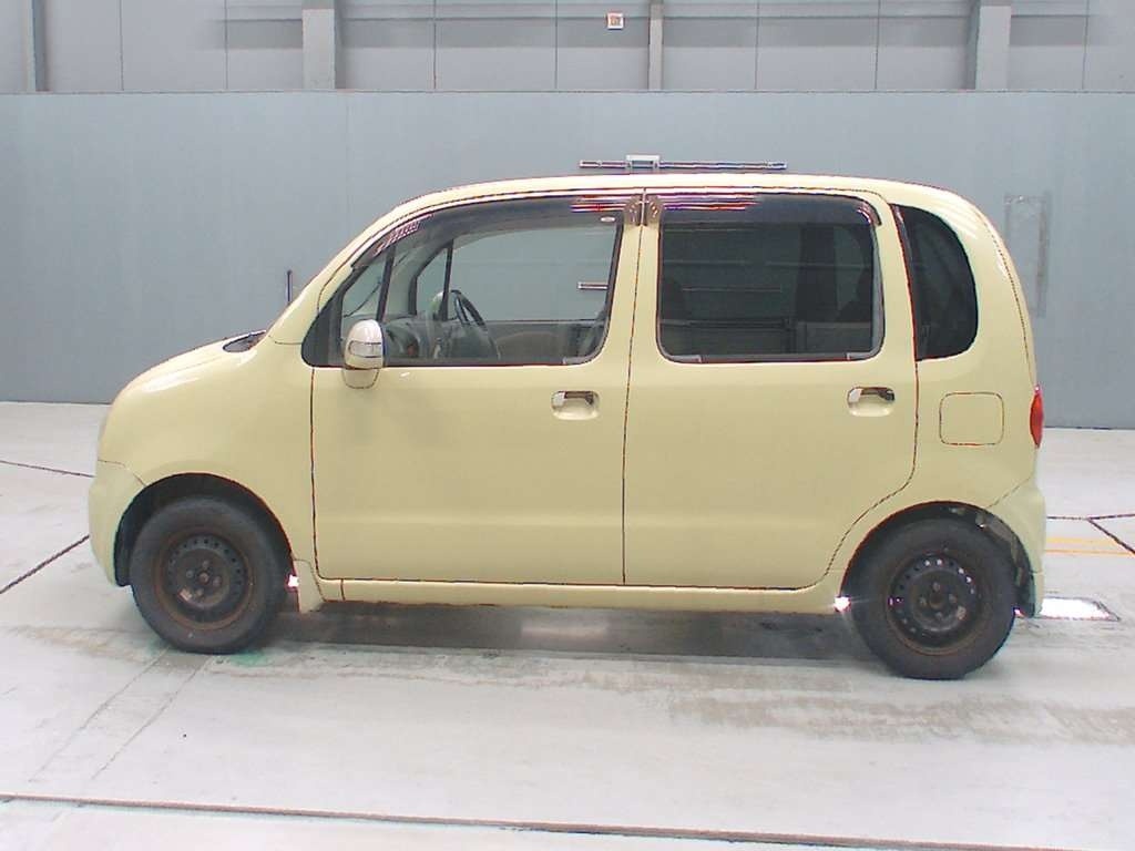 DAIHATSU MOVE LATTE