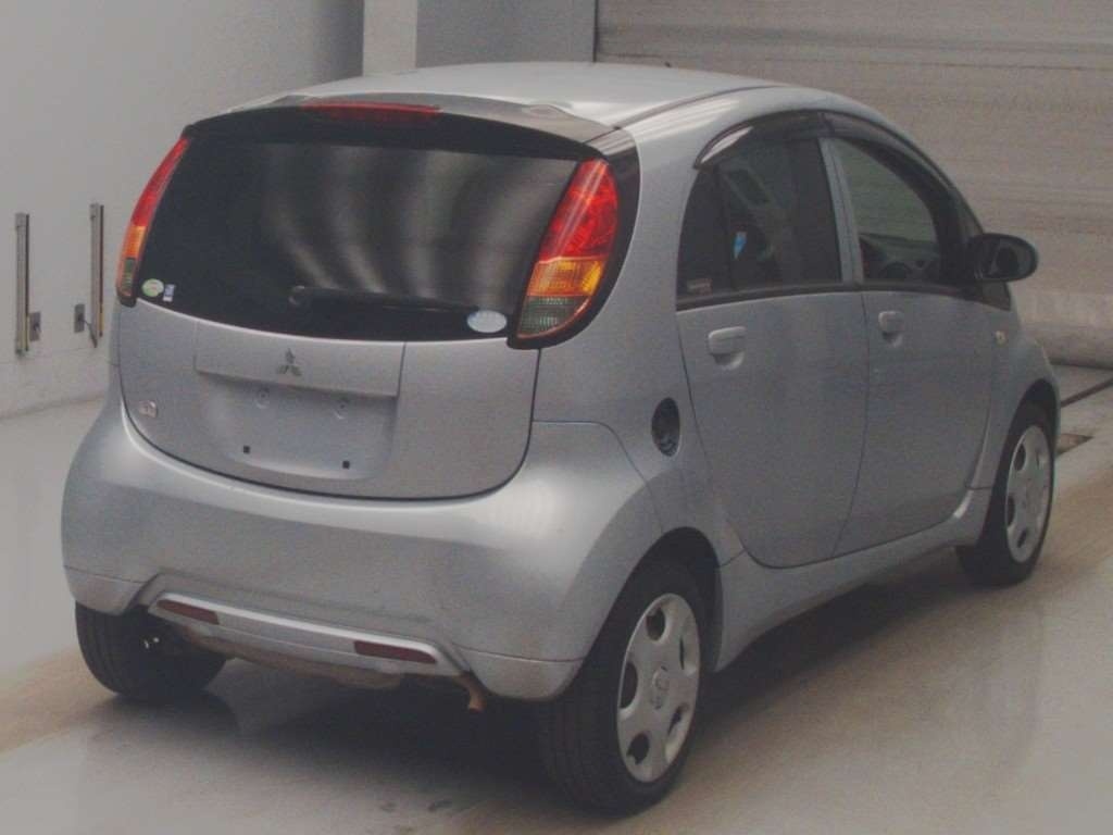MITSUBISHI I