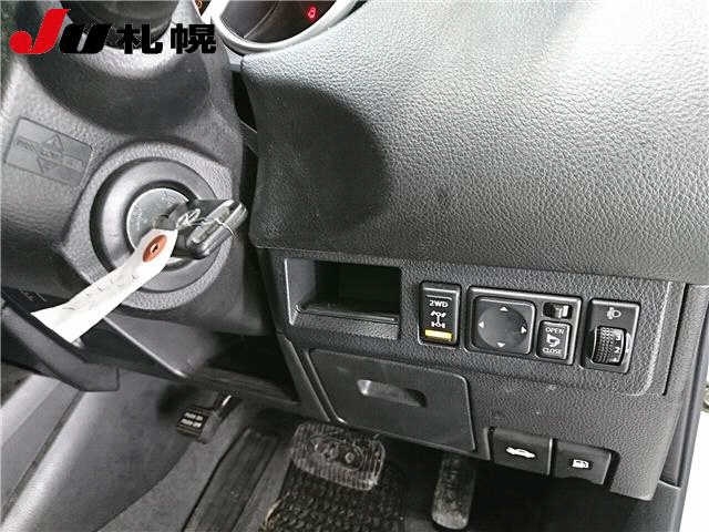 NISSAN TIIDA LATIO