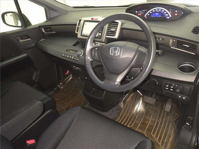 HONDA FREED SPIKE