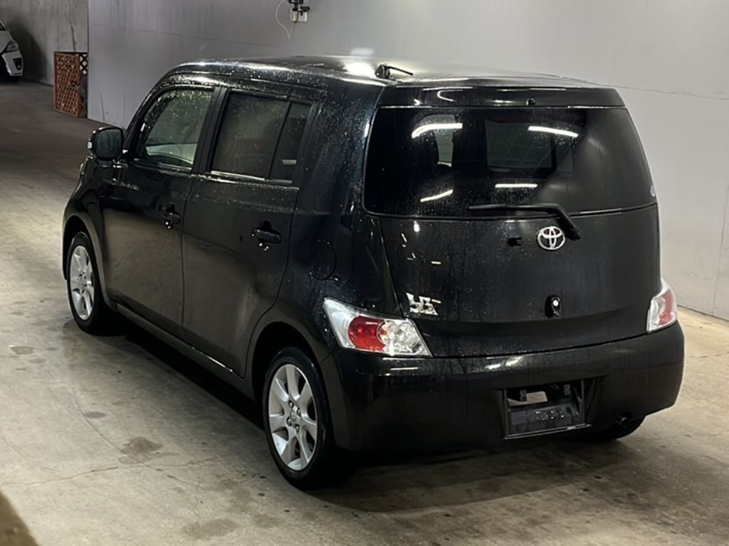 TOYOTA BB