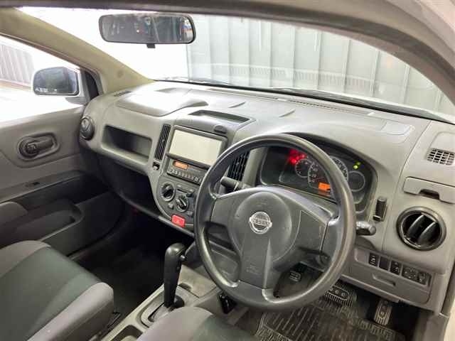 NISSAN AD