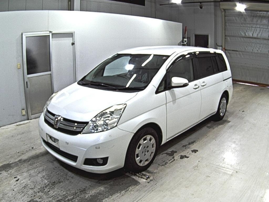 TOYOTA ISIS