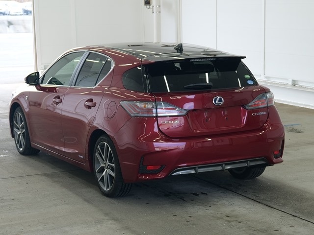 LEXUS CT200H
