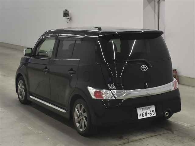TOYOTA BB