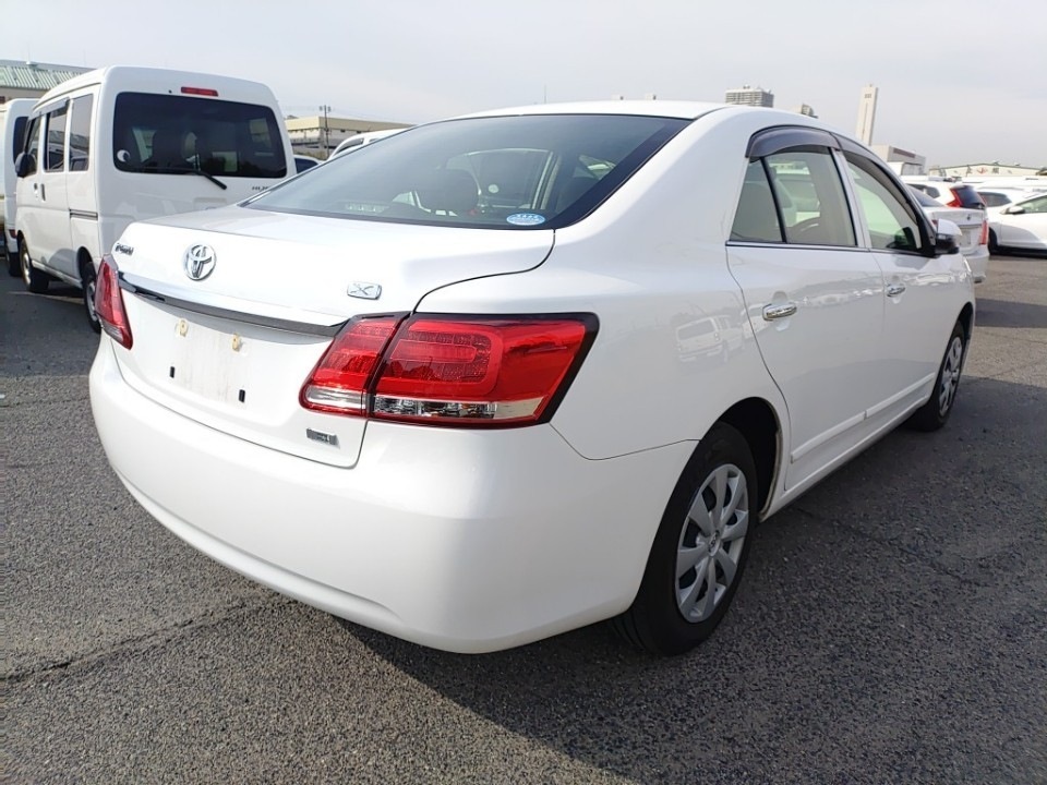 TOYOTA PREMIO