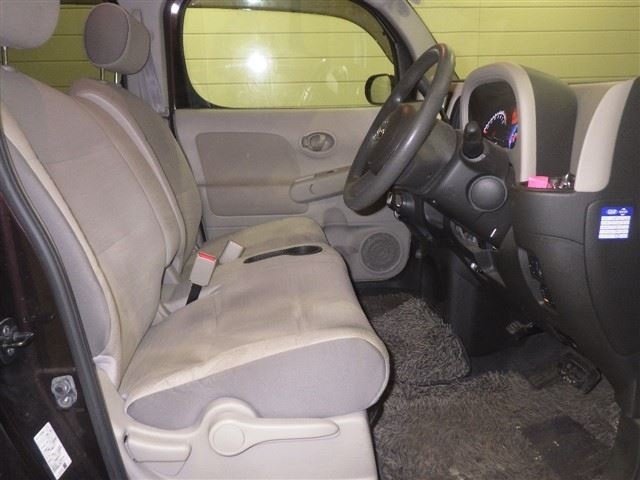 NISSAN CUBE
