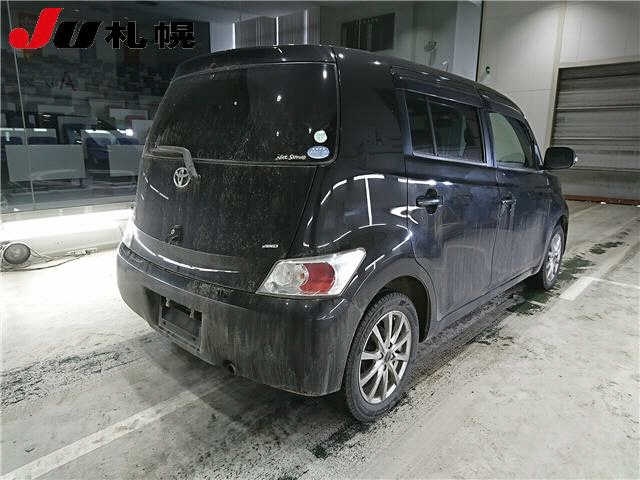 TOYOTA BB