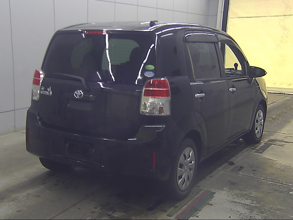 TOYOTA SPADE