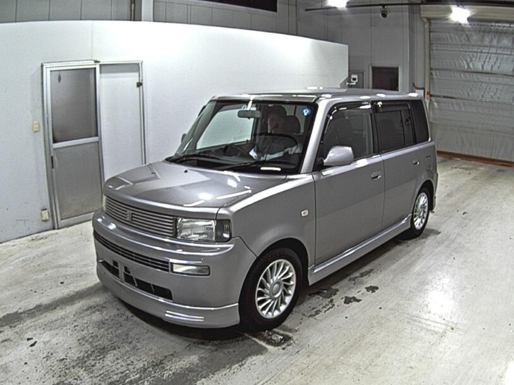 TOYOTA BB