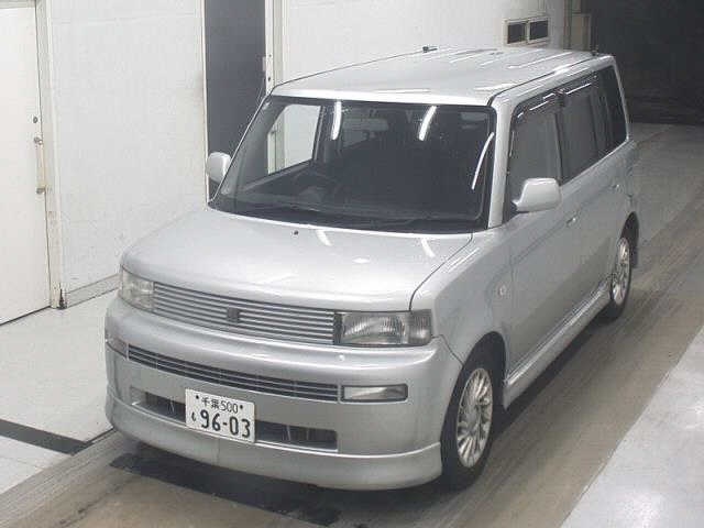 TOYOTA BB