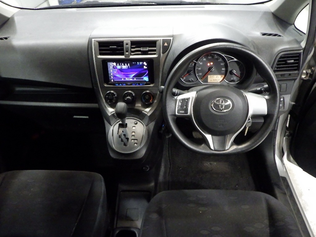 TOYOTA RACTIS
