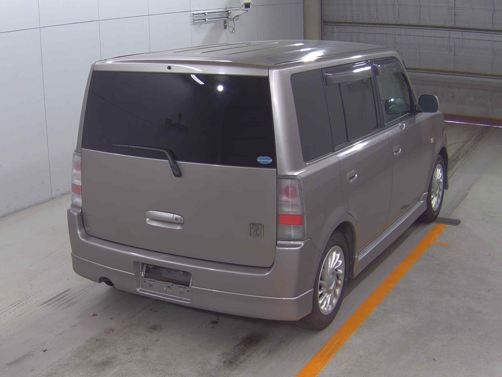 TOYOTA BB
