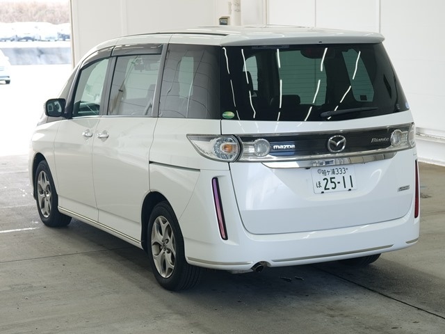 MAZDA BIANTE