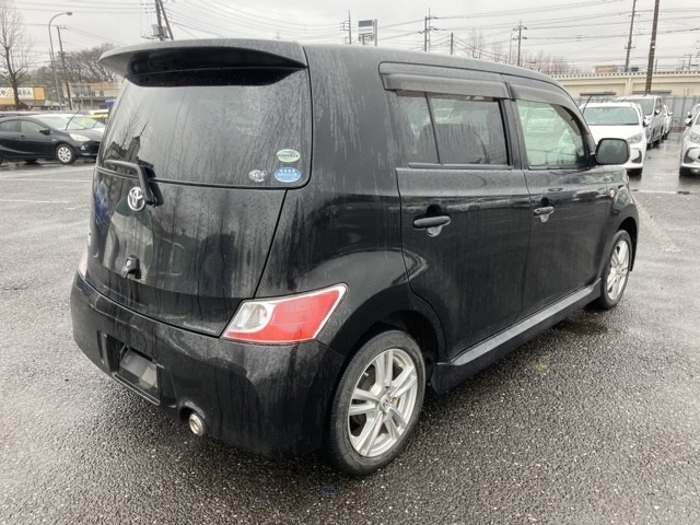 TOYOTA BB