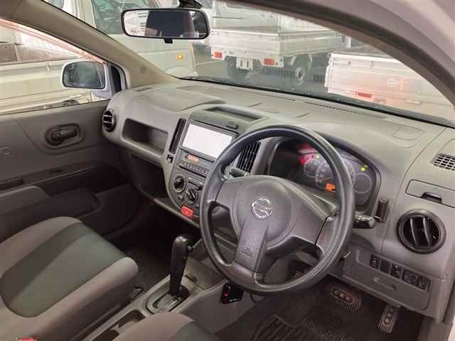 NISSAN AD