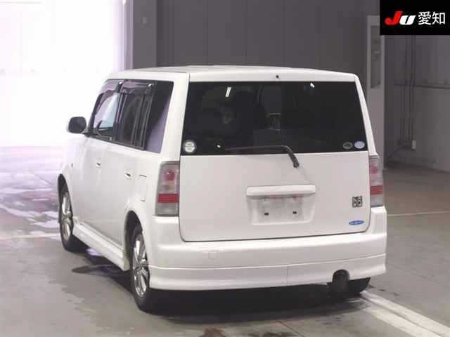 TOYOTA BB