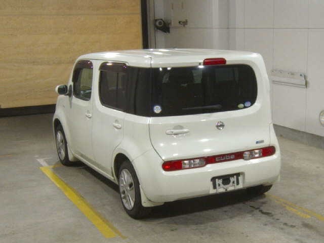 NISSAN CUBE