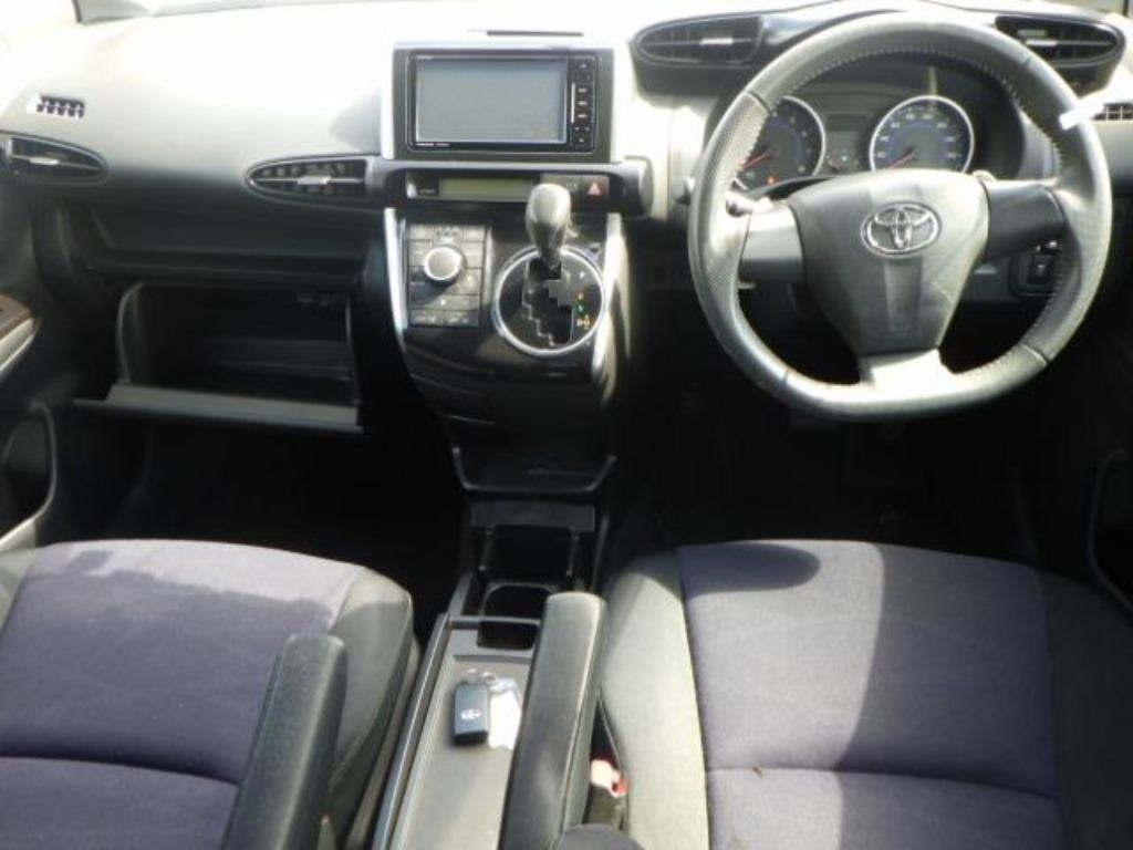 TOYOTA WISH