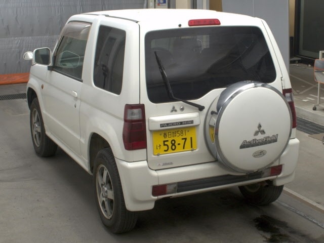 MITSUBISHI PAJERO MINI