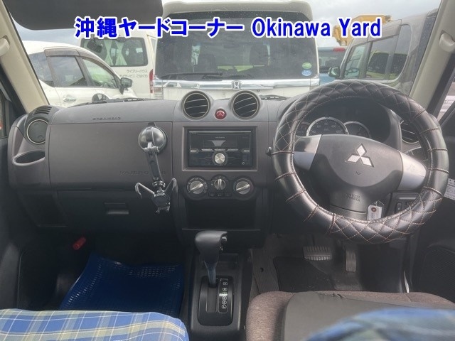 MITSUBISHI PAJERO MINI