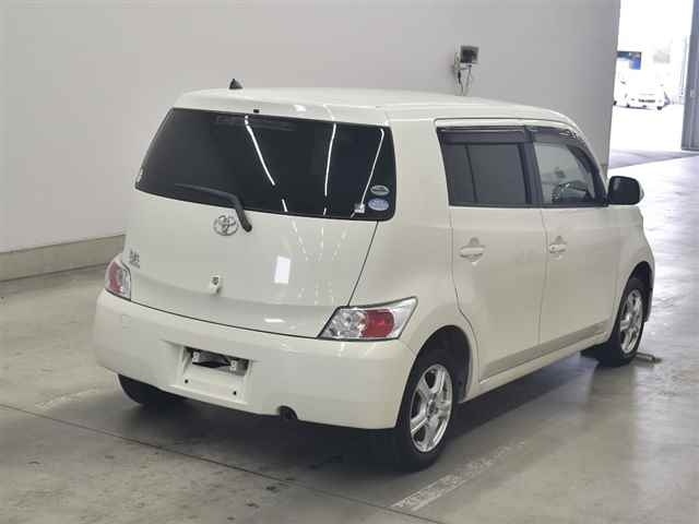 TOYOTA BB